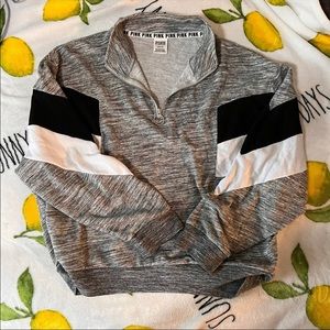 VS PINK grey and black color sweatshirt size L